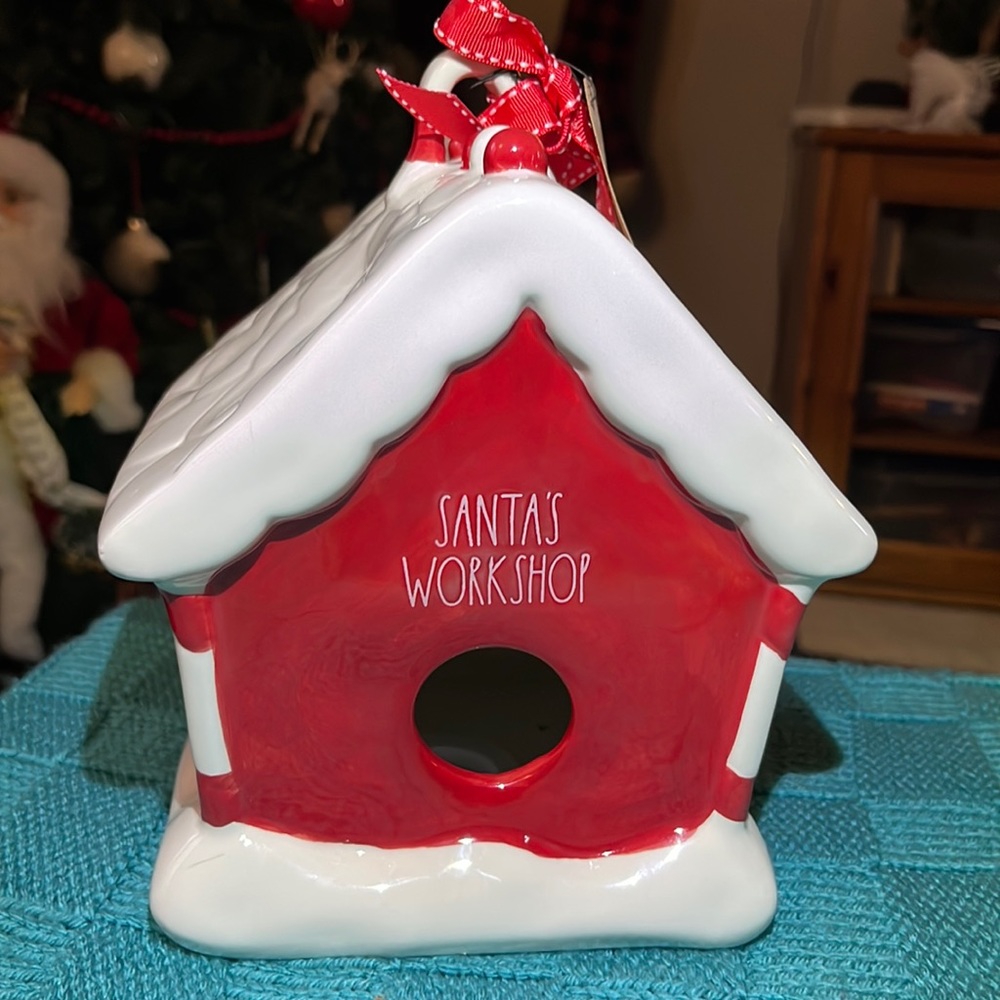 Rae dunn SANTAS WORKSHOP birdhouse - Picture 1 of 8